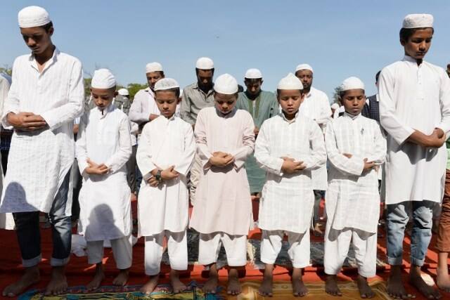Muslims will read Namaz at 37 places only in Gurugram गुरुग्राम में 125 नहीं, अब सिर्फ 37 जगहों पर ही खुले में पढ़ी जाएगी नमाज़