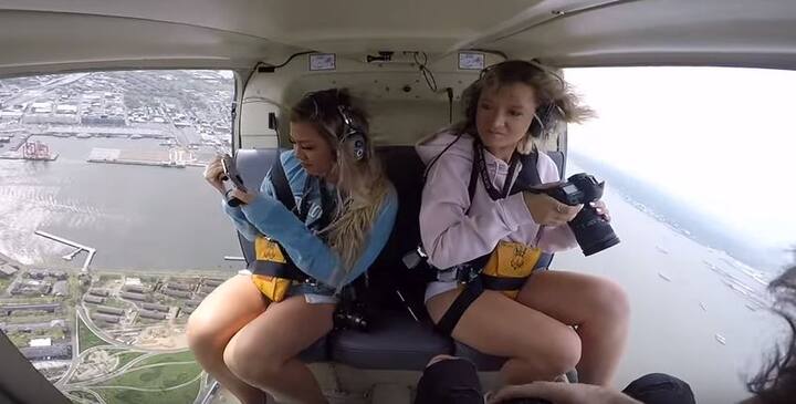 यूट्यूब स्टार रेमी क्रूज ने बीते दिनों प्राइवेट हेलीकॉप्टर टूर का वीडियो शेयर किया है. इस पूरे टूर में उन्होंने खूब एंजॉय किया. साथ ही रेमी ने खूब फोटो भी खींची. उन्होंने टूर पर जाने से पहले ये भी बताया कि उन्हें ऊंचाइयों से काफी डर लगता है लेकिन वो टूर को लेकर काफी उत्सुक थीं. (तस्वीर: इंस्टाग्राम)