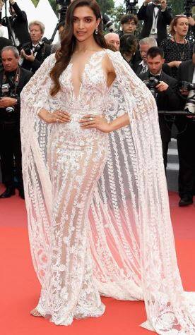 आपको बता दें कि दीपिका की एक साल में लगातार पांच फिल्म सुपरहिट हुई थीं. (तस्वीर: इंस्टाग्राम)