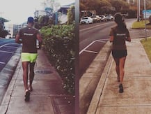 बीच किनारे फुरसत के पलों में दिखीं मिलिंद सोमन की पत्नी अंकिता कोंवर