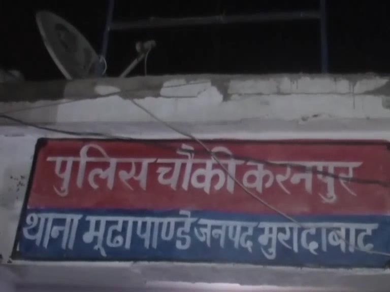 मुरादाबाद: युवक को छुड़ाने के लिए पुलिस चौकी पर हमला, अपहरण मामले में नामजद था आरोपी