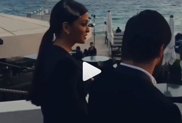 Cannes 2018 Video: Aishwarya Rai Bachchan’s fans demand’d a pic of her VIDEO: कांस में फैंस की डिमांड पर पोज देती नजर आईं ऐश्वर्या राय बच्चन