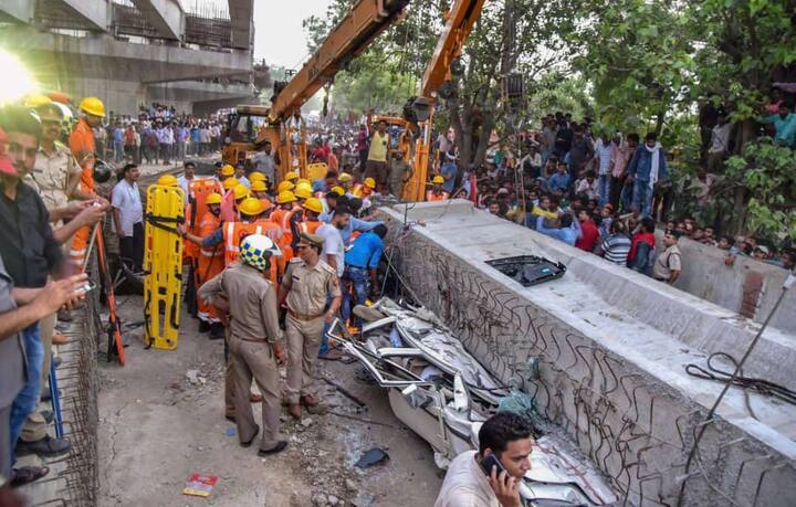 राहत और बचाव कार्य के लिए एनडीआरएफ की टीम मौके पर मौजूद है. योगी ने अधिकारियों को निर्देशित किया है कि इस हादसे में घायल लोगों की समुचित चिकित्सा व्यवस्था और हर संभव मदद सुनिश्चित की जाए.