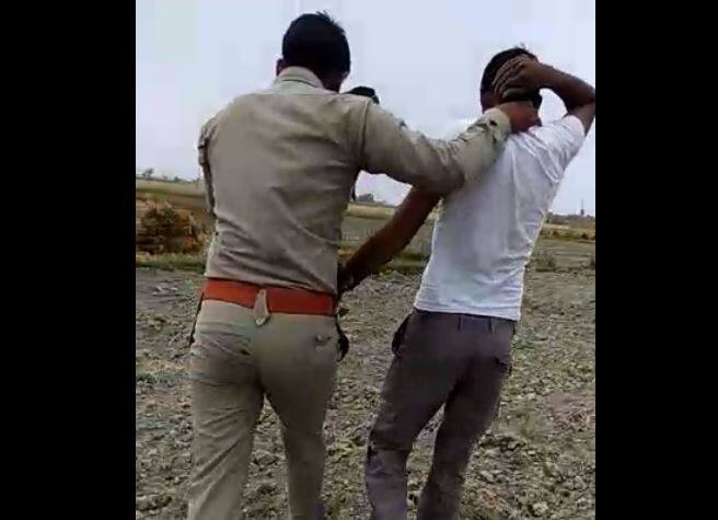 मैनपुरी: सिपाही ने बेल्ट से पीटा, जूते पर नाक रगड़वाई, वीडियो हुआ वायरल