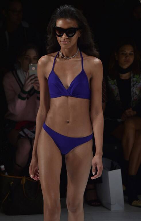 ऑस्ट्रेलिया फैशन वीक में हिस्सा होना भी इनकी कलेक्शन के परफेक्शन को दिखाता है. फोटोः एएफपी 