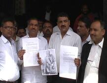 कानपुर: वकीलों ने कोर्ट परिसर के टॉयलेट में लगाई जिन्ना की तस्वीरें