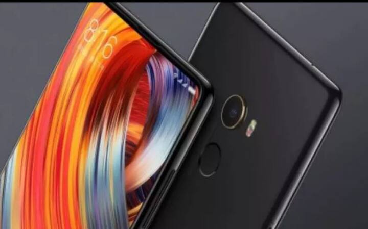 इससे पहले Mi Mix 2 की कीमत में इस साल जनवरी में 3000 रुपये की कटौती की गई थी और इसके बाद से ही ये 32,999 रुपये में उपलब्ध था. अब इसकी कीमत में दोबारा कटौती की गई है. और नई कीमत इसे 6,000 रुपये तक सस्ता बनाती है.