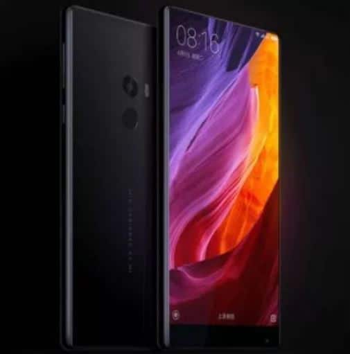 फोटोग्राफी फ्रंट की बात करें तो इसमें12 मेगापिक्सल का रियर कैमरा स्मार्टफोन दिया गया है जो डुअल टोन फ्लैश के साथ आता है. वहीं सेल्फी के लिए 5 मेगापिक्सल का कैमरा दिया गया है.