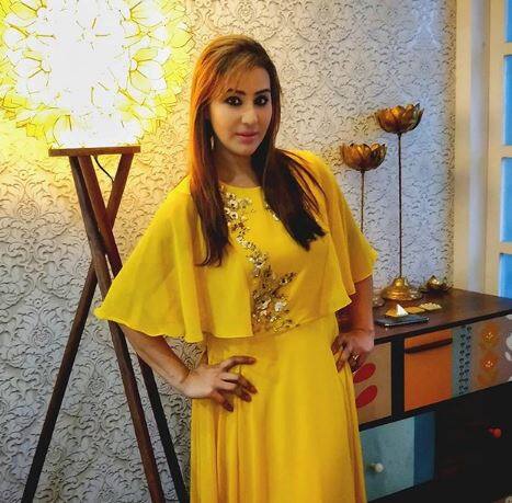 रिएलिटी शो 'बिग बॉस' सीजन 11 जीतने के बाद से ही शिल्पा शिंदे लगातार सुर्खियों में बनी हुई हैं. शिल्पा शिंदे के 'बिग बॉस' जीतने के बाद उनके फैंस के जेहन में ये सवाल था कि वह इनाम में मिले 44 लाख रुपये का क्या करेंगी. शिल्पा शिंदे ने इनामी राशि से ऐसा काम करने का सोचा है जिसे जानकर उनके फैंस उन पर गर्व करने लगेंगे. 