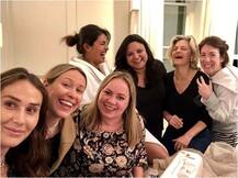 प्रियंका चोपड़ा पहुंची लंदन, अपनी दोस्त की शाही शादी में होंगी शामिल