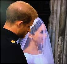 एक-दूसरे के हुए प्रिंस हैरी और मेगन मर्केल, यहां देखें शाही जोड़े की पहली झलक