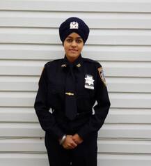 गुरसोच कौर बनीं न्यूयॉर्क पुलिस की पहली महिला सिख ऑफिसर, भारत ने जताई खुशी