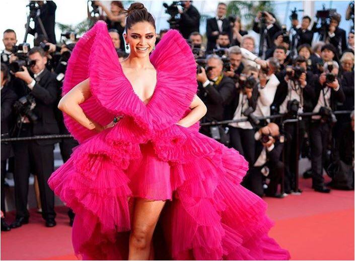  पिछले दिनों दीपिका ने कांस फिल्म फेस्टिवल में अपने लुक से जमकर सुर्खियां बटोरी थी. (तस्वीर-इंस्टाग्राम)