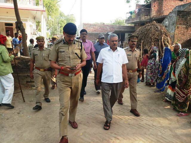 रविनाथ के पिता सत्य प्रकाश को उनके शहादत की खबर सोमवार सुबह पता चली. उनके बड़े बेटे राकेश ने दी, जो रविनाथ के शहीद होने की खबर पाकर कोलकाता से वाराणसी पहुंचा था. उन्होंने बताया कि रविनाथ बचपन से ही देश को लेकर जज्बाती था. उसका सपना सेना में नौकरी करने का था. उसका सपना तब पूरा हुआ जब उसका सेलेक्शन नक्सलियों से लोहा लेने के लिए बनी स्पेशल फोर्स छत्तीसगढ़ आर्म्ड फ़ोर्स में हुआ. रविनाथ ने 2013 में छत्तीसगढ़ आर्म्ड फ़ोर्स ज्वाइन की थी.