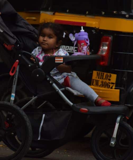 फिल्म में सनी के पति का किरदार साउथ अफ्रीकन एक्टर मार्क बुकनर को मिला है. (तस्वीर: मानव मंगलानी)