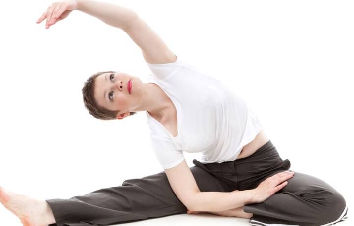 जीवन भर सामान्य व्यायाम यानी प्रति सप्ताह 2-3 बार व्यायाम करने वाले लोगों की मध्यम आकार की धमनियां अधिक युवा पाई गईं. ये धमनियां दिमाग और गर्दन में रक्त संचार करती हैं.फोटोः गूगल फ्री इमेज