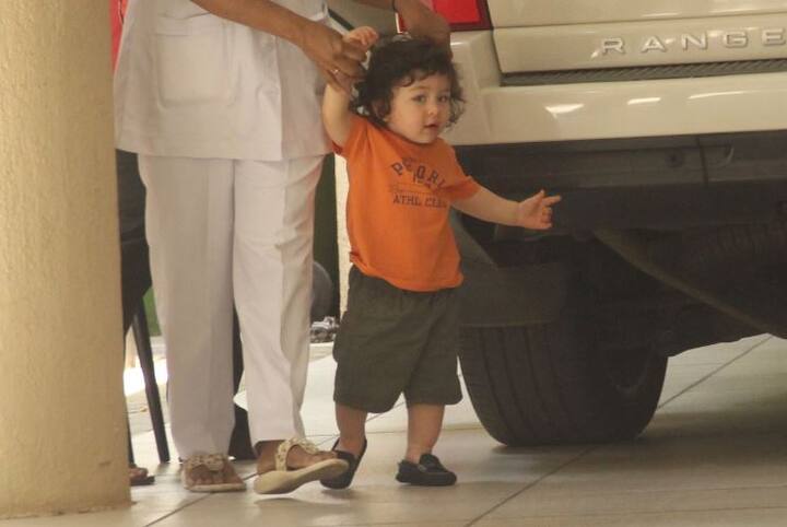 सैफ अली खान और करीना कपूर के छोटे नवाब यानि तैमूर अक्सर ही खबरों में रहते हैं. (तस्वीर: मानव मंगलानी)