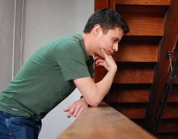 तनाव से हार्मोंस बनने में परेशानी होती है टेस्टोस्टेरोन लेवल कम होने लगता है. तनाव ग्लूकोकोर्टिकोइड्स नामक स्टेरॉयड हार्मोन को रिलीज करता है जिससे   टेस्टोस्टेरोन का स्तर कम हो जाता है. फोटोः गूगल फ्री इमेज 