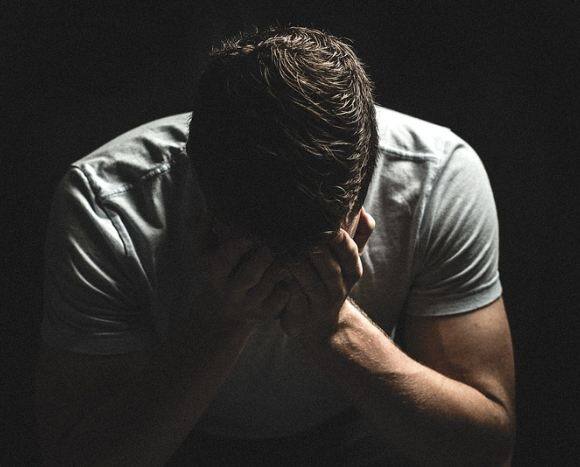 इतना ही नहीं, अगर हर बार इजेकुलेशन के दौरान स्पर्म डैमेज होंगे तो ये भी खतरा है कि हेल्दी स्पर्म इंटरकोर्स के दौरान नहीं बन पाएंगे. जो कि पुरुषों को   फर्टिलिटी को बहुत ज्या‍दा प्रभावित करता है.फोटोः गूगल फ्री इमेज 