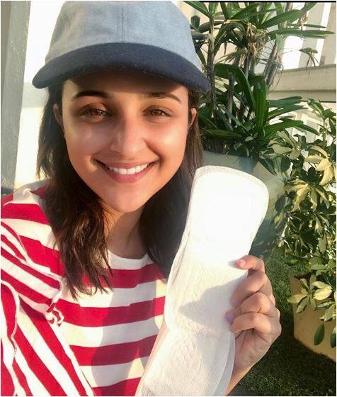 वहीं इस चैलेंज को पूरा करने में बॉलीवुड की मशहूर हस्तियों से लेकर आम लोगों ने हिस्सा लिया और पैड के साथ अपनी तस्वीर सोशल मीडिया पर जमकर शेयर की थी. (फोटोः गूगल फ्री इमेज)