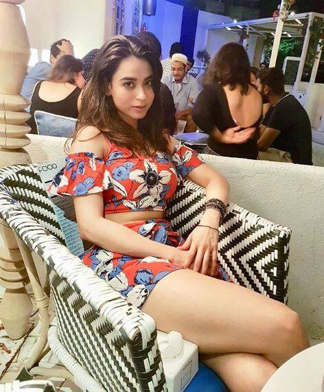 वो इंस्टाग्राम पर काफी एक्टिव रहती हैं जिससे उनके 3 लाख से ज्यादा फॉलोअर्स हैं. (तस्वीर: इंस्टाग्राम)