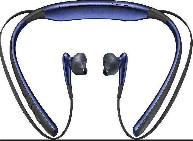 सैमसंग ने सेल में एक स्पेशल सेगमेंट Unreal Deals लेकर आया है. इसमें एसडी कार्ड, हेडफोन सहित एक्सेसरीज पर अच्छे ऑफर मिल रहे हैं. 