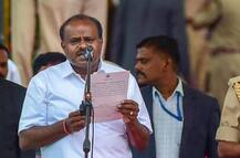 कर्नाटक: विपक्ष के दिग्गज नेताओं की मौजूदगी में कुमारस्वामी ने ली सीएम पद की शपथ