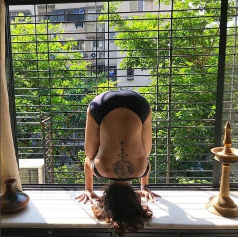 वे कहती हैं कि यदि आप स्माइल करते हैं, आप हंसते हैं तो आप खुश रह सकते हैं. इतना ही नहीं, लोग भी आपको स्वीकार करेंगे. फोटोः इंस्टाग्राम 