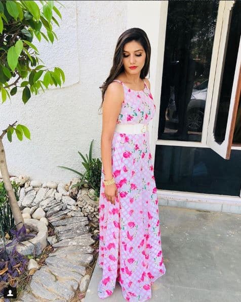फिल्मों की बात करें तो 'बिग बॉस' में जाने के बाद सपना की लोकप्रियता काफी बढ़ गई हैं. (Photo: itssapnachoudhary)