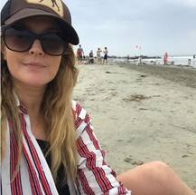 अपने डार्क सर्कल देखकर डर जाती है ये एक्ट्रेस, ऐसा लगता है जैसे कब्र से निकली कोई पिशाच है