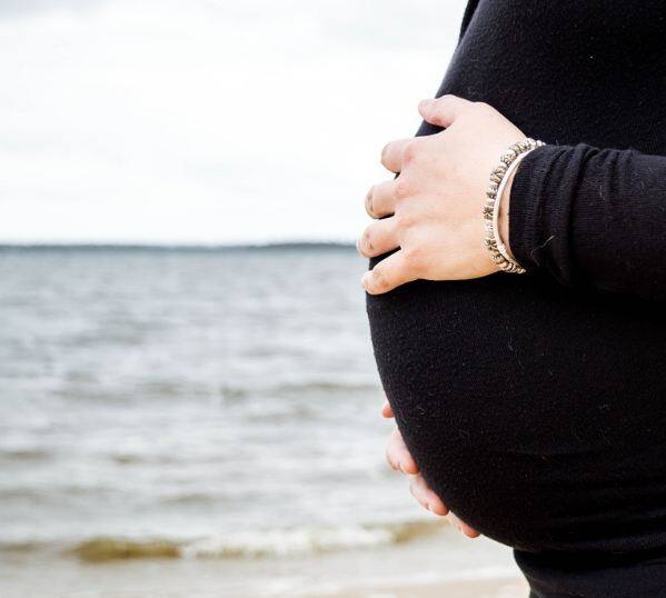 उन्होंने ये भी कहा कि इस शोध में पता चला है कि ऐसे जोड़े जो बच्चे पैदा करने की योजना बनाने वाले बना रहे हैं, यदि वे सप्ताह में दो बार सी फूड का सेवन   करते हैं तो उनमें सेक्सुअल सक्रियता ज्यादा देखी गई और महिलाएं कम समय में ही गर्भवती हो गईं हैं.फोटोः गूगल फ्री इमेज 