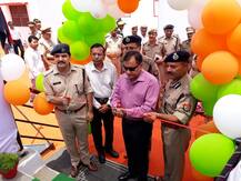 पीएम मोदी की कैशलेस स्कीम से जुड़े यूपी के डीजीपी, बरेली में शुरू हुई ई-चालान सर्विस