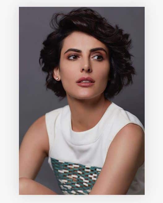  बता दें कि मंदाना ने बीते दिनों अपनी एक टॉप लेस तस्वीर को इंस्टाग्राम पर शेयर किया था.