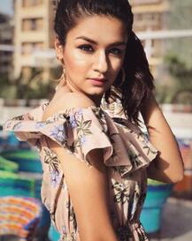 इतनी कम उम्र में अपनी तस्वीरों से मॉडल्स को भी मात दे रही है ये टीवी एक्ट्रेस