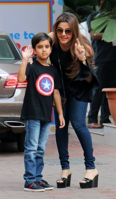 ऐसे में बच्चों के साथ सभी मम्मी ने भी काफी मस्ती की. (तस्वीर: fotocrop)