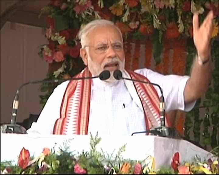 पीएम मोदी की सबसे लोकप्रिय योजना में से एक स्वच्छ भारत अमियान को भी प्रधानमंत्री मोदी ने अपने चार साल के कार्यकाल का बयौरा देते हुए गिनवाया. उन्होंने कहा कि 2014 तक देश की 40 फीसदी जनसंख्या स्वच्छता के दायरे में थी वहीं 4 साल बाद 80 फीसदी जनसंख्या स्वच्छता के दायरे में आ चुकी है.