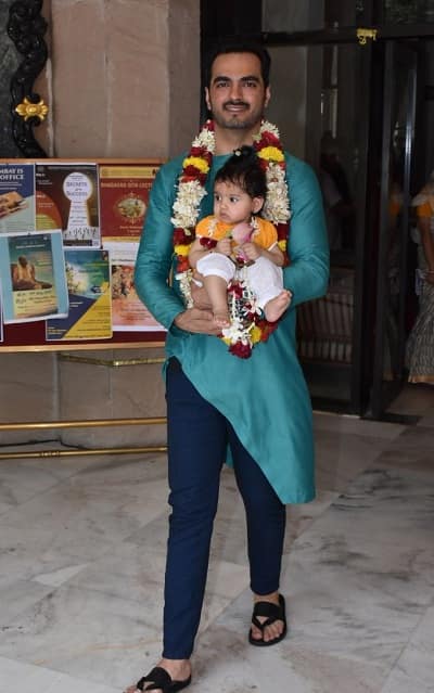 ईशा देओल के पति भरत तख्तानी एक कारोबारी हैं और कई साल की डेटिंग के बाद 2012 में दोनों की सगाई हुई और फिर उसी साल दोनों की शादी हुई. (तस्वीर: मानव मंगलानी)