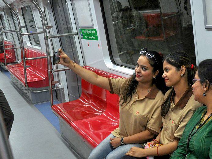 दिल्ली मेट्रो की मजेंटा लाइन का उद्घाटन आज, अब नोएडा से गुरुग्राम जाना होगा और आसान