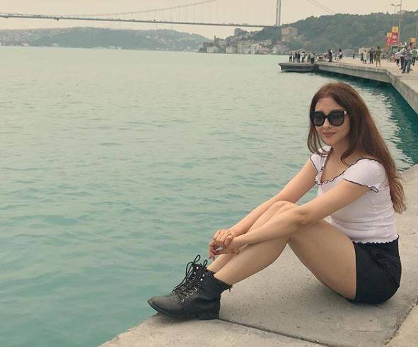 सौम्या अक्सर इंस्टाग्राम पर फिटनेस वीडियो शेयर किया करती हैं. (तस्वीर: इंस्टाग्राम) 