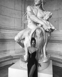 मॉडल और एक्ट्रेस एमिली ने शेयर किया खूबसूरत फोटोशूट