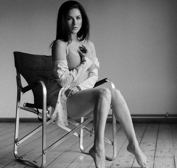 सनी लियोनी के क्या कहने. इनके लिए मिलियंस हार्ट्स धड़कते हैं. फोटोः इंस्टाग्राम