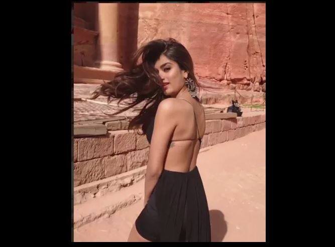 निधि ने हिप-हॉप और बैली डांसिंग की ट्रेनिंग भी ले चुकी हैं.