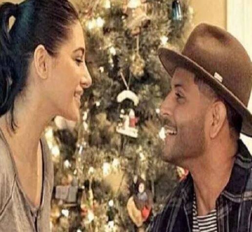 नरगिस अब निर्देशक मैट अलोंजो को डेट कर रही हैं. (तस्वीर: इंस्टाग्राम)