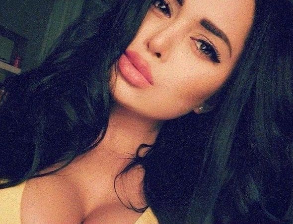 इस रिसर्च में महिलाओं के स्ट्रेस, कामेच्छा, उनकी सबंध बनाने को लेकर क्रेज जैसी चीजों को शामिल किया गया था. फोटोः इंस्टाग्राम