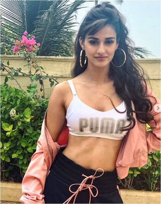 बता दें कि एक्टर टाइगर श्रॉफ के साथ अफेयर को लेकर दिशा काफी चर्चा में रहती हैं. इतना ही नहीं कई बार दोनों को एक दूसरे के साथ टाइम बिताते देखा भी गया है. (तस्वीर-इंस्टाग्राम)