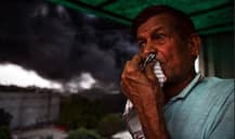 In Pics: देखते ही देखते दिल्ली की रबर फैक्ट्री में लगी भीषण आग, जानें कैसे