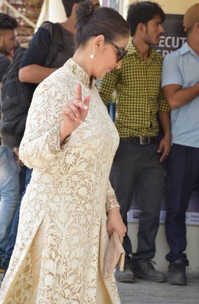 बता दें कि मनीषा 47 साल की हैं. उन्होंने एक नेपाली बिजनेसमैन से शादी की है. (तस्वीर: मानव मंगलानी) 