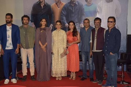 तस्वीरों में आप देख सकते हैं कि इस फिल्म के लिए पूरा स्टार कास्ट जमकर प्रमोशन कर रहा है. (तस्वीर: मानव मंगलानी) 