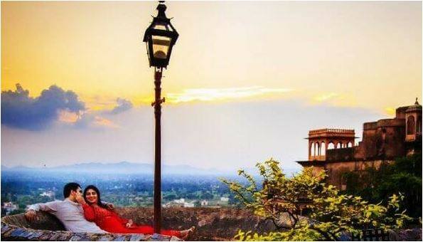 इसके साथ ही, दिल्लीवासी शादी शहर के बाहर करना चाहते हैं. लगभग 79 फीसदी लोग अपना जीवनसाथी दिल्ली से बाहर का चाहते हैं. (तस्वीर-सोशल मीडिया)