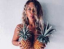 इस ऑस्ट्रेलियाई मॉडल ने इंस्टाग्राम पर ब्वॉयफ्रेंड संग फोटो की शेयर